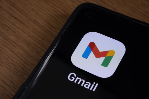 「【Gmailで欠かせない時短テクニック】メール業務の効率化に使える機能とは？」のアイキャッチ画像